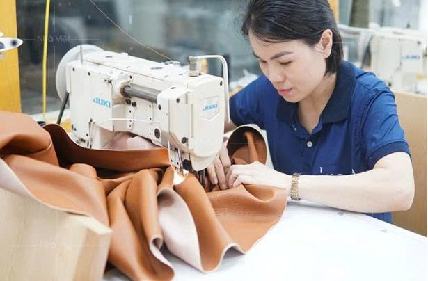 Đơn h&agrave;ng l&agrave;m h&agrave;ng vải bạt